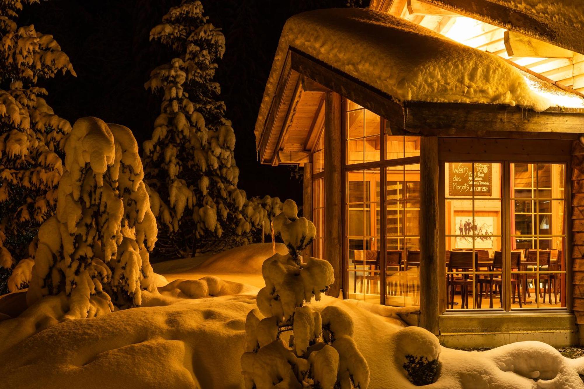 Huettenhotel Husky Lodge Muotathal Екстер'єр фото