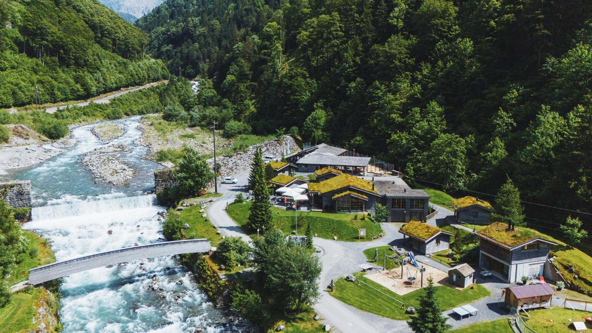 Huettenhotel Husky Lodge Muotathal Екстер'єр фото