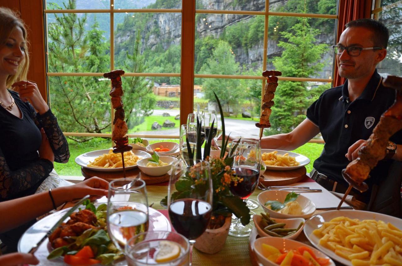 Huettenhotel Husky Lodge Muotathal Екстер'єр фото